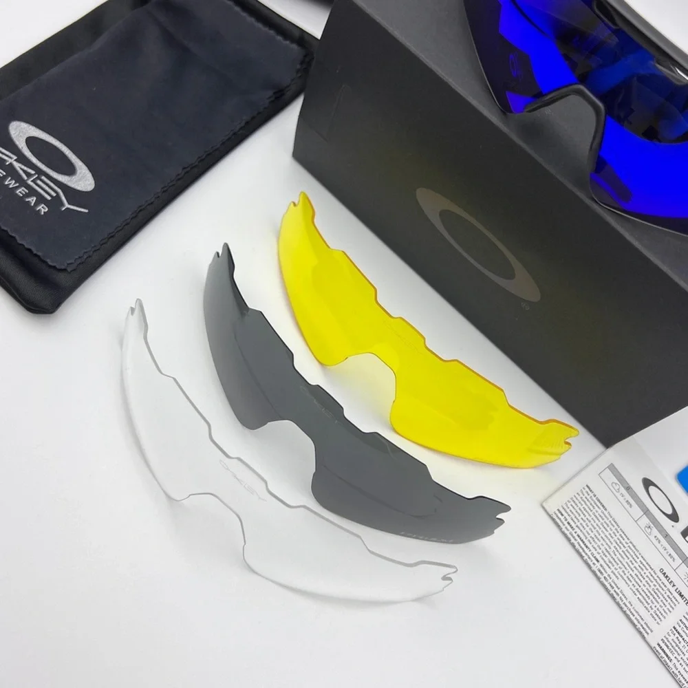 Oakley size one